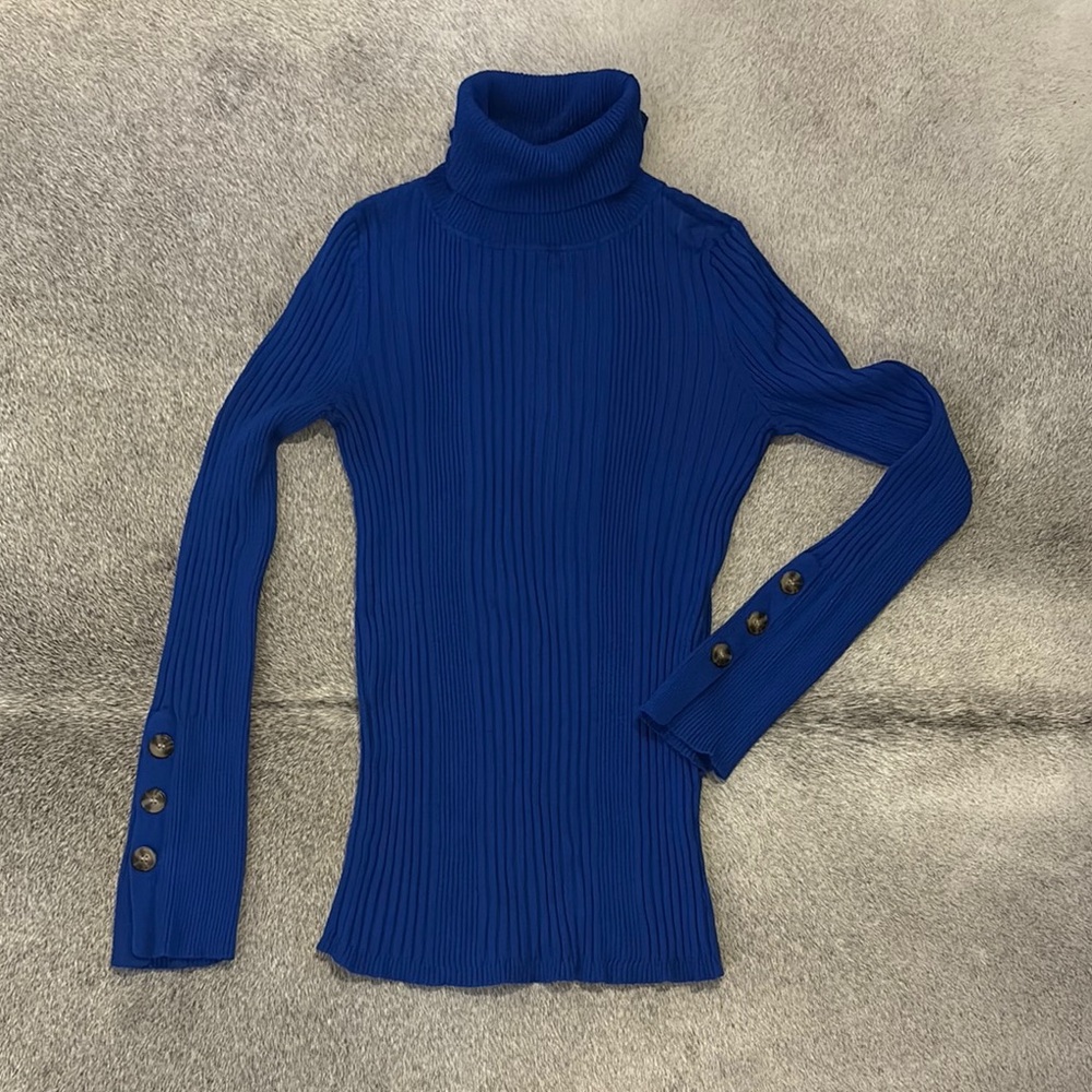 Time and Tru Blue Ribbed Turtleneck Sweater